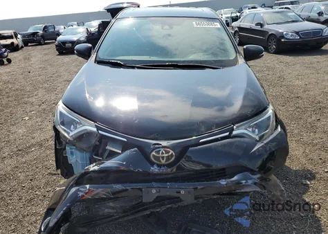 2018 Toyota Rav4 Adventure z USA, uszkodzony, nr VIN 2T3RFREV8JW820337